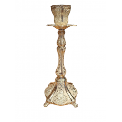 Κηροπήγιο μεταλλικό.